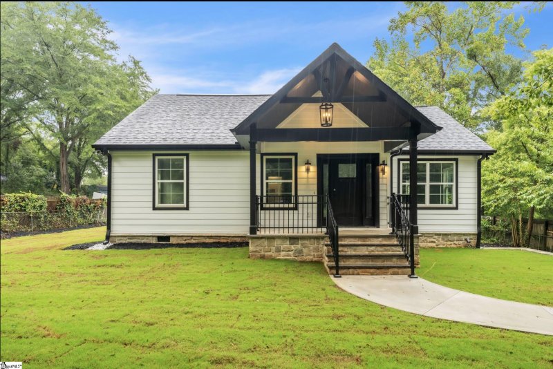 Property image 2 of 12 Old Grove Road in Fresh Meadow Farms, Greenville, SC 29605