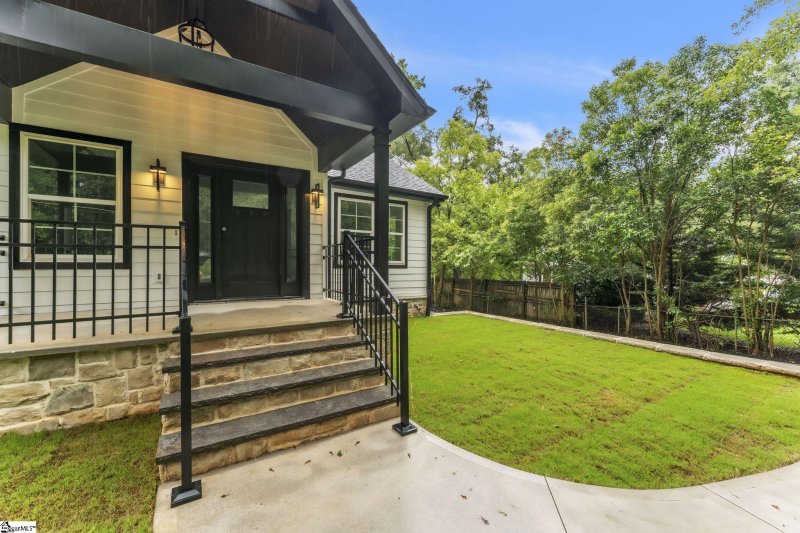 Property image 4 of 12 Old Grove Road in Fresh Meadow Farms, Greenville, SC 29605