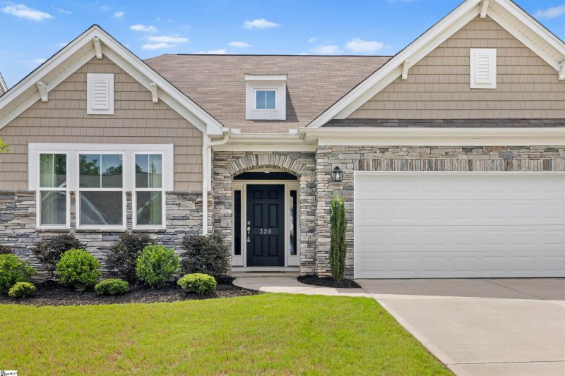 Property image 2 at 328 Golden Gala Way, Greer, SC 29651
