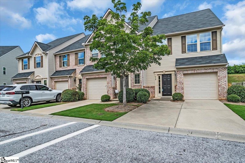 Property image 2 at 415 Christiane Way, Greenville, SC 29607