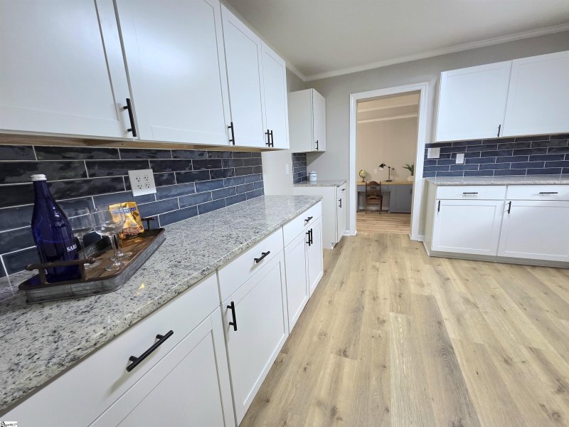 Property image 5 at 124 Forestdale Drive, Taylors, SC 29687