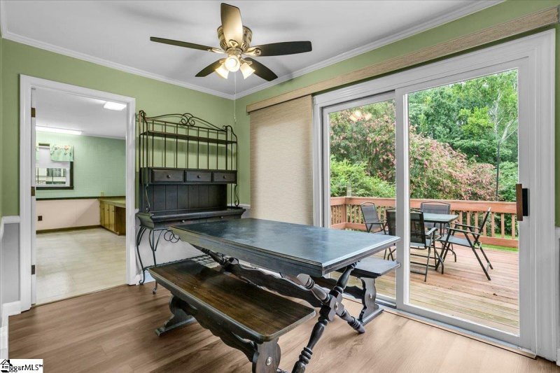 Property image 4 at 301 E Kenilworth Drive, Greenville, SC 29615