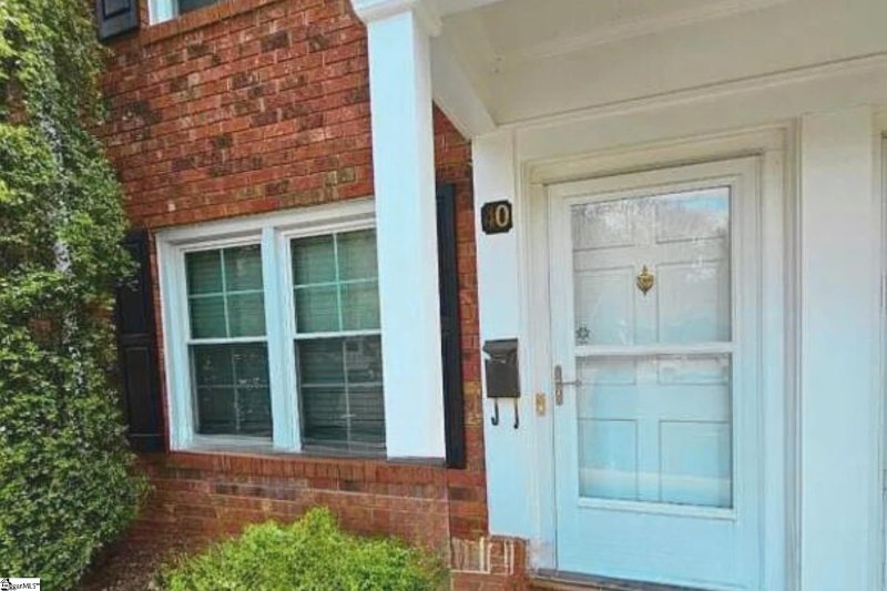 Property image 2 at 501 Edwards Road, Greenville, SC 29615