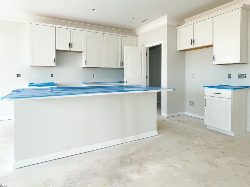 Property image 4 of 211 Pendergast Road in Harrington, Greenville, SC 29605