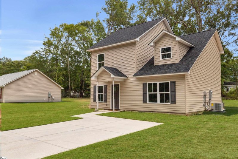 Property image 2 at 304 Marcy Jo Drive, Honea Path, SC 29654-0000