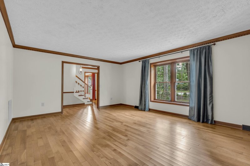 Property image 4 at 109 Red Oak Court, Simpsonville, SC 29681