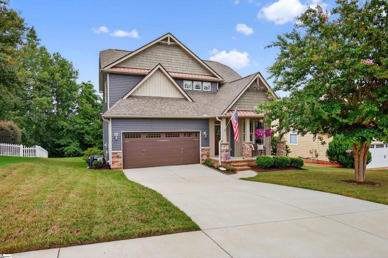 Property image 2 at 23 Hidden Springs Lane, Taylors, SC 29687