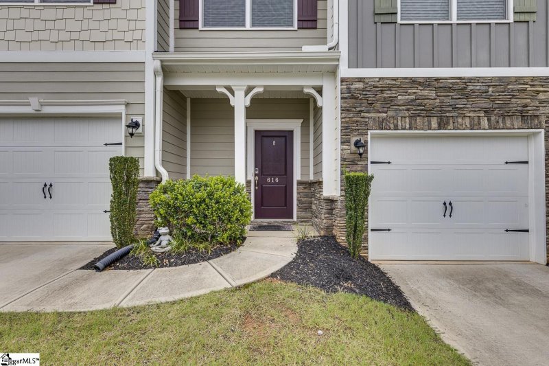 Property image 4 at 616 Springbranch Drive, Simpsonville, SC 29680