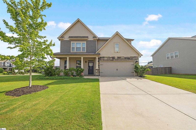 Property image 2 of 838 Genesis Way in Shiloh Farm, Lyman, SC 29365