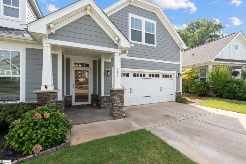 Property image 2 of 109 Quail Creek Drive in The Reserve at Richglen, Greer, SC 29650
