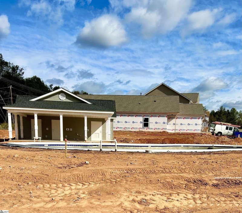 Property image 3 of 12 Leacoock Drive in Briargate, Fountain Inn, SC 29644