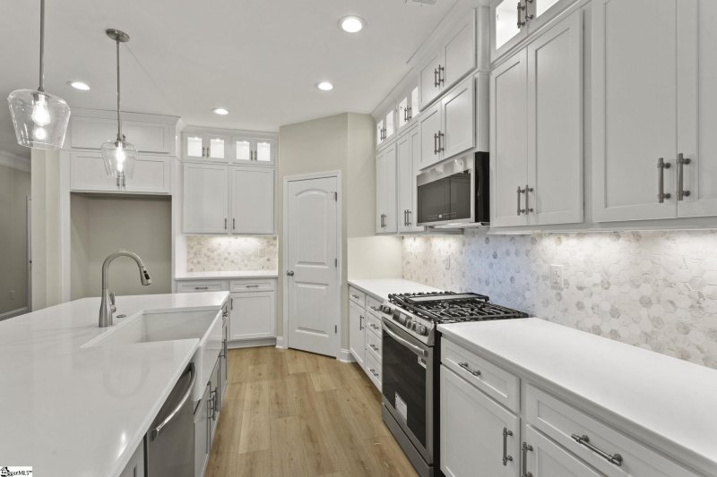 Property image 4 of 610 Marwood Court in Cottages at Shoally Ridge, Greenville, SC 29607