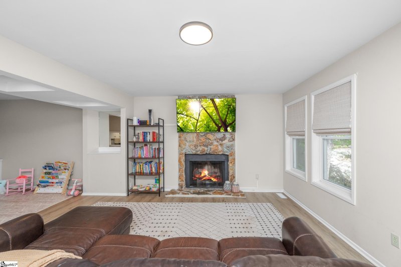 Property image 4 at 76 Westview Avenue, Greenville, SC 29609-4740