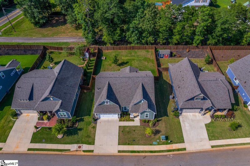 Property image 2 at 7 Ridgebury Place, Greenville, SC 29607