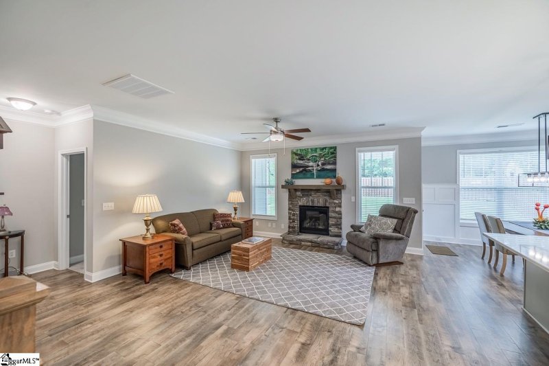Property image 3 at 7 Ridgebury Place, Greenville, SC 29607