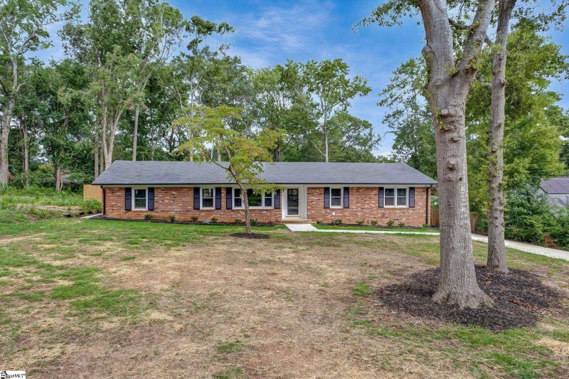 Property image 3 of 127 Wilbon Circle in Forest Park, Simpsonville, SC 29681