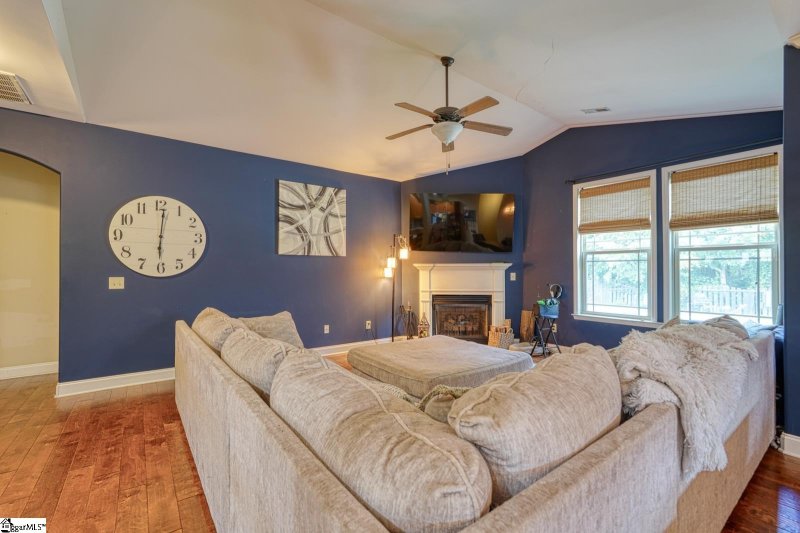 Property image 4 of 921 Benchmark Drive in Carriage Gate, Wellford, SC 29385