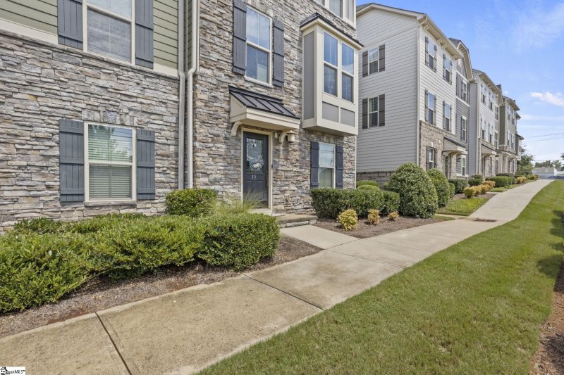 Property image 3 at 15 Itasca Drive, Greenville, SC 29609