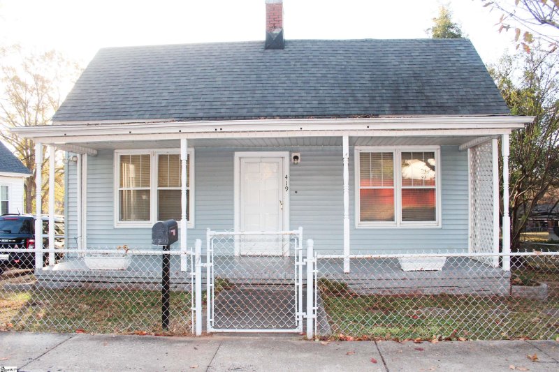 Woodside Mill, Fountain Inn Community