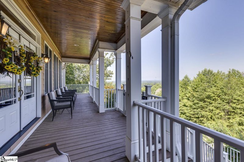 Property image 3 at 18 Glens Choice Court, Greenville, SC 29609