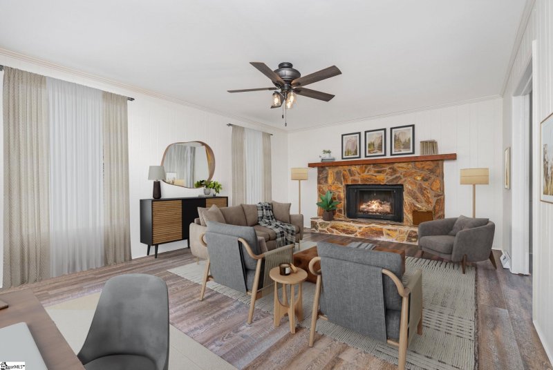 Property image 4 of 105 Rollingwood Way in Georgetown, Easley, SC 29640