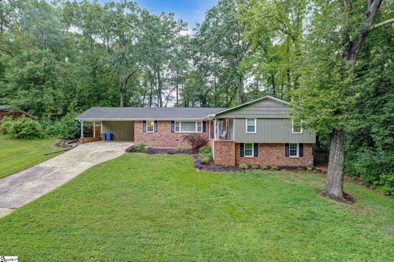 517 Kenilworth Drive