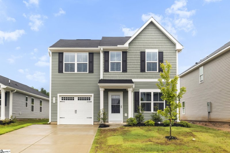 906 English Green Way