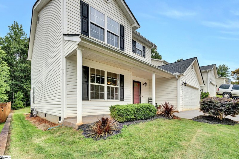 Property image 5 of 8 Kingscreek Drive in Carman Glen, Greer, SC 29650