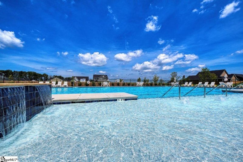 Property image 4 of 4288 Joplin Court in Berkeley, Spartanburg, SC 29307