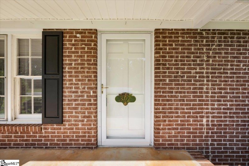 Property image 5 at 302 Portsmouth Drive, Greenville, SC 29617