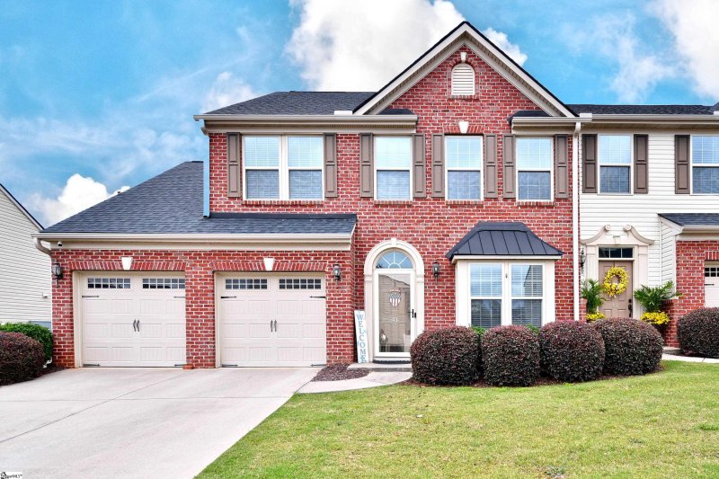 Property image 2 at 41 Irvington Drive, Greer, SC 29650