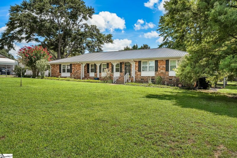 Property image 2 of 4 River Drive in Riverview, Williamston, SC 29697