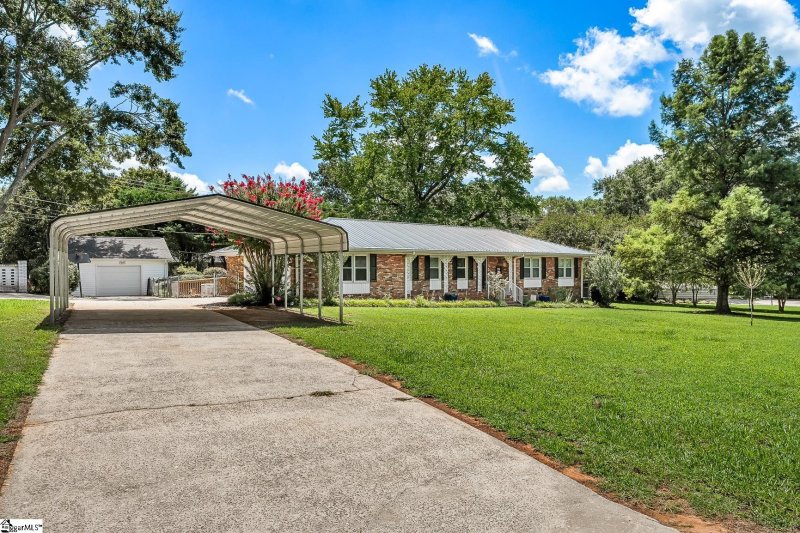 Property image 3 of 4 River Drive in Riverview, Williamston, SC 29697