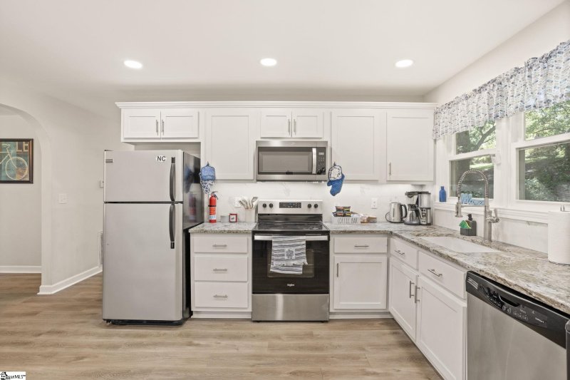 Property image 3 at 4712 State Park Road, Travelers Rest, SC 29690