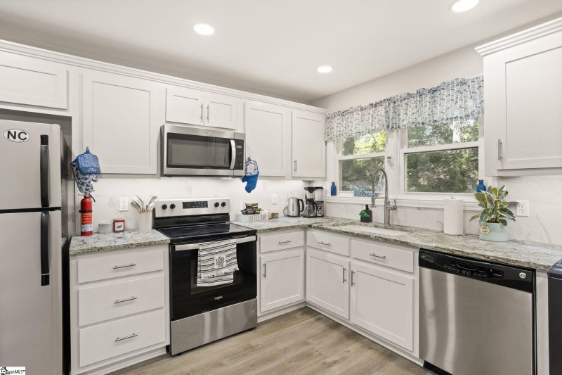 Property image 4 at 4712 State Park Road, Travelers Rest, SC 29690