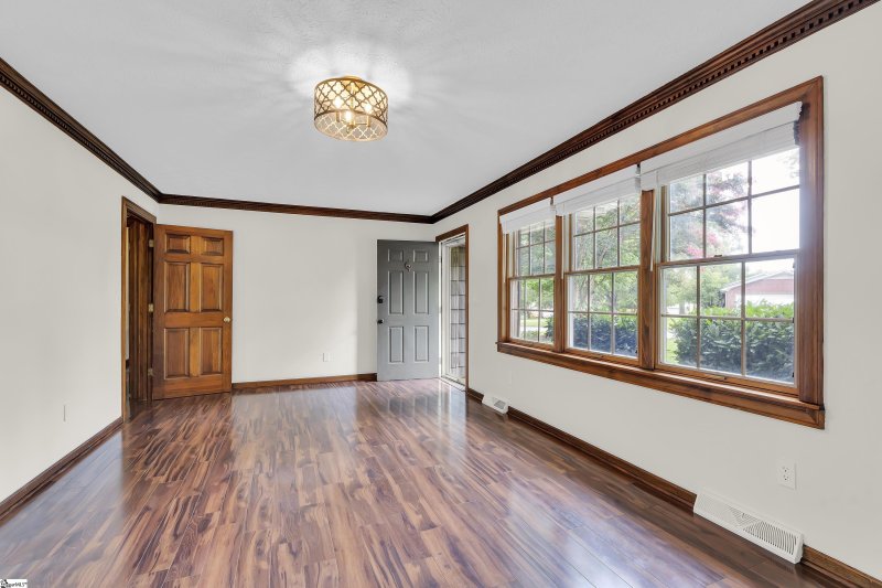 Property image 4 at 104 Delmar Drive, Simpsonville, SC 29680