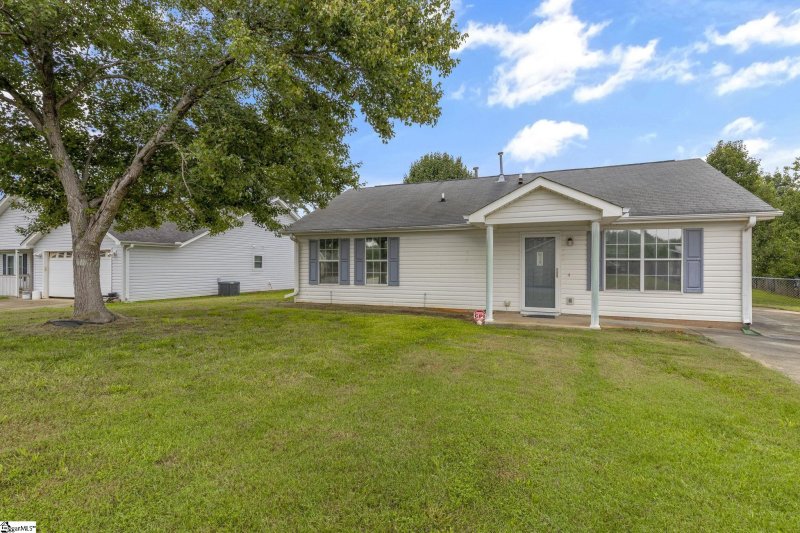 Property image 2 at 108 Grape Arbor Way, Fountain Inn, SC 29644