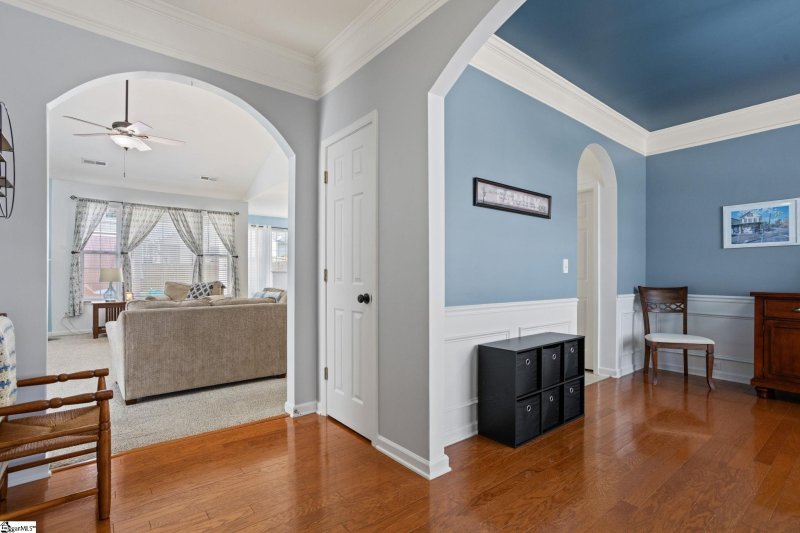 Property image 4 of 105 Worcester Lane in Hamilton Park, Easley, SC 29642