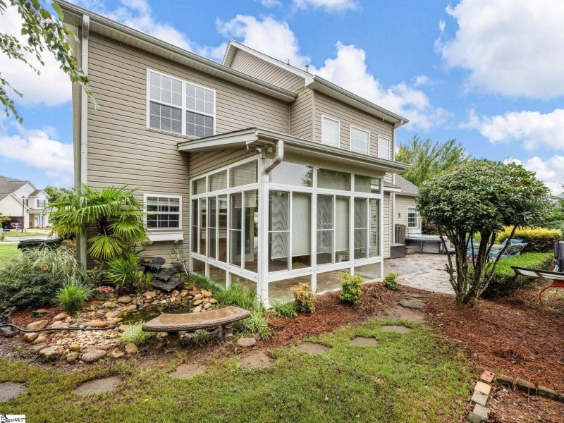 Property image 4 of 43 Hurshfield Court in Blue Ridge Plantation, Taylors, SC 29687