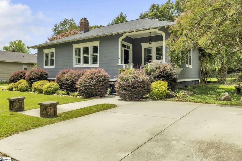 Property image 2 of 7 Maplecroft Street in Piedmont Park, Greenville, SC 29609