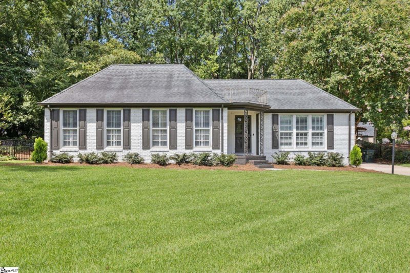 4940 Crosscreek Lane