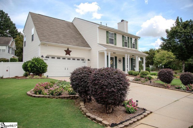 Property image 3 at 11 Stapleford Park Drive, Greenville, SC 29607