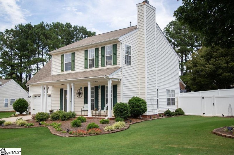 Property image 4 at 11 Stapleford Park Drive, Greenville, SC 29607