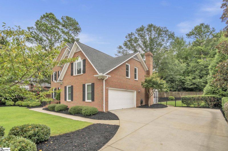 Property image 2 at 701 Carriage Hill Road, Simpsonville, SC 29681