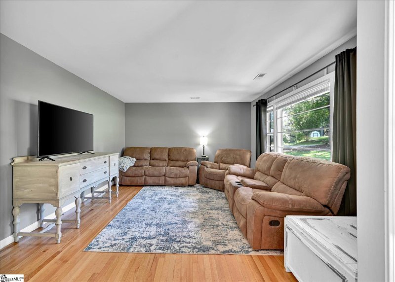 Property image 4 at 107 Meadow Lane, Liberty, SC 29657