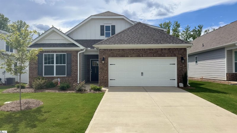 1984 Crumhorn Avenue