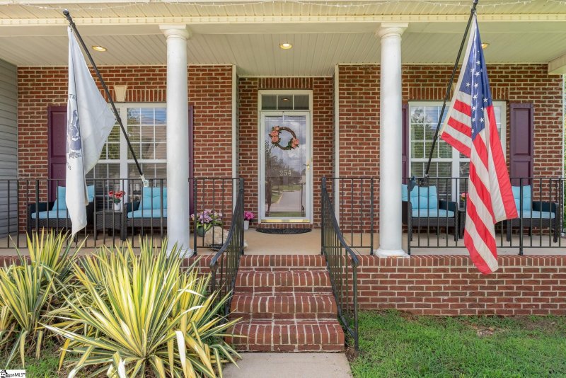 Property image 2 of 254 Twilitemist Drive in Rogers Mill, Duncan, SC 29334