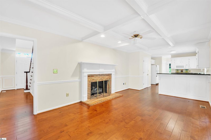 Property image 4 at 218 Fairview Drive, Greenville, SC 29609