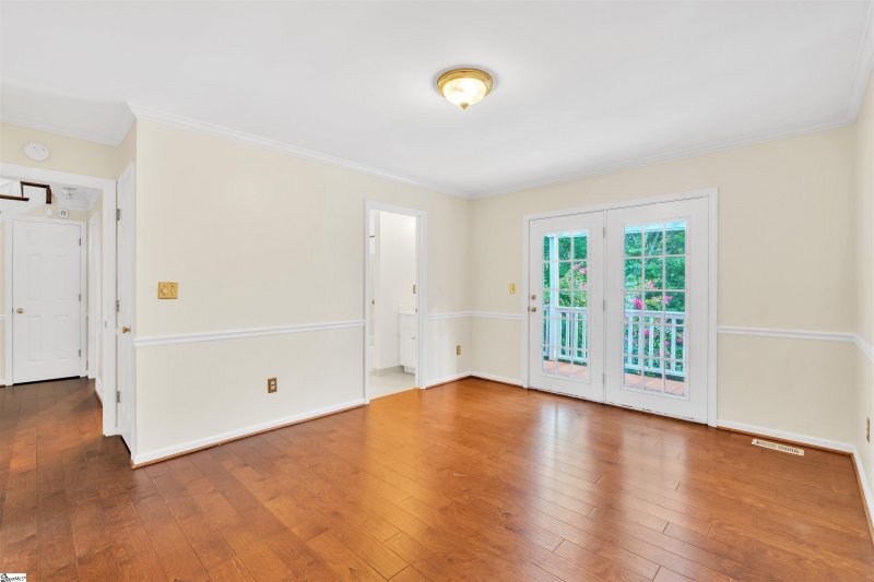 Property image 5 at 218 Fairview Drive, Greenville, SC 29609