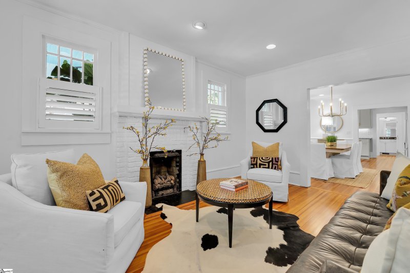 Property image 3 at 107 Grove Road, Greenville, SC 29605